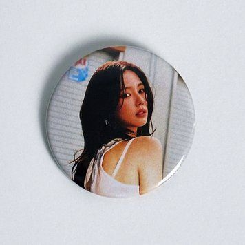 Значок Miyeon / (G)I-dle badge-34 фото